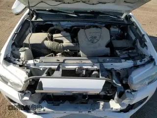 2018 Toyota Tacoma SR5 with VIN 3TMDZ5BN3JM052329, listed as a Copart auction lot 88986825 with 136,056 mi miles and Salvage title. Bid and sale history available at DreamBid. Image 16.