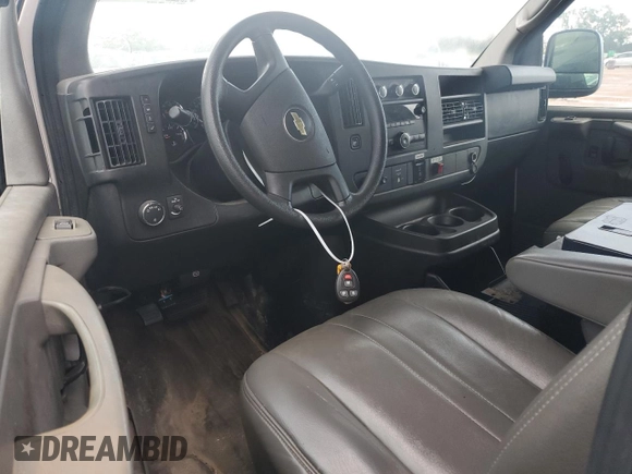 2016 Chevrolet Express Cargo with VIN 1GCWGAFF5G1202232, listed as a Copart auction lot 66968175 with 174,635 mi miles and Clean title. Bid and sale history available at DreamBid. Image 8.