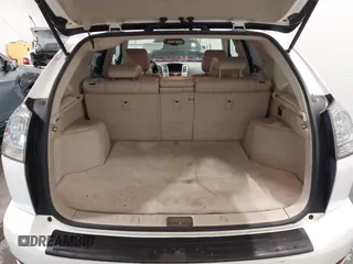 2005 Lexus RX 330 z VIN 2T2HA31U95C042484, wystawiony jako IAAI lot #42552417 z przebiegiem 165 170 mil mil oraz . Historia ofert i sprzedaży dostępna na DreamBid. Obrazek 17.
