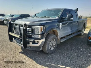 2019 Ford F-250 XL z VIN 1FT7W2BT1KEC50451, wystawiony jako IAAI lot #42504544 z przebiegiem 175 505 mil mil oraz . Historia ofert i sprzedaży dostępna na DreamBid. Obrazek 9.