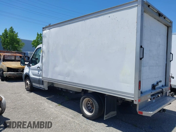 2019 Ford Transit with VIN 1FDBF8ZM7KKA38548, listed as a IAAI auction lot 42251683 with 115,163 mi miles and . Bid and sale history available at DreamBid. Image 3.