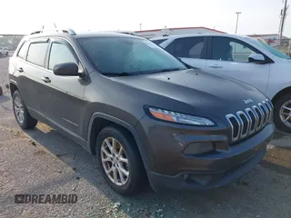 2014 Jeep Cherokee Latitude z VIN 1C4PJLCS4EW287339, wystawiony jako IAAI lot #42415971 z przebiegiem 186 698 mil mil oraz . Historia ofert i sprzedaży dostępna na DreamBid. Obrazek 1.