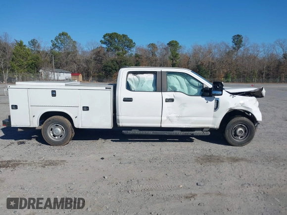 2020 Ford Super Duty F-250 SRW XL with VIN 1FD7W2B6XLED71678, listed as a IAAI auction lot 41480769 with 120,102 mi miles. Bid and sale history available at carsss.com. Image 13.