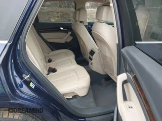 2018 Audi Q5 Premium Plus with VIN WA1BNAFY6J2002090, listed as a IAAI auction lot 41653345 with 127,292 mi miles. Bid and sale history available at carsss.com. Image 8.