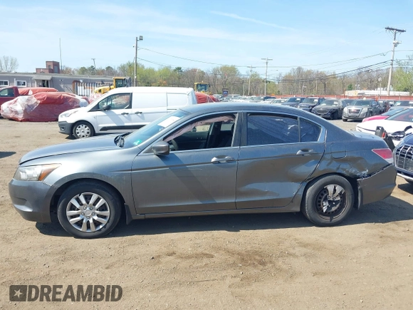 2010 Honda Accord LX z VIN 1HGCP2F33AA028023, wystawiony jako IAAI lot #42079684 z przebiegiem 183 891 mil mil oraz . Historia ofert i sprzedaży dostępna na DreamBid. Obrazek 17.