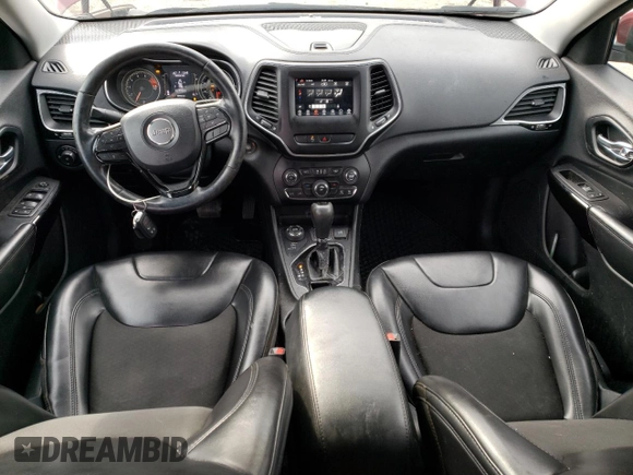 2020 Jeep Cherokee Latitude Plus z VIN 1C4PJMLX4LD593810, wystawiony jako Copart lot #87207954 z przebiegiem 58 928 mil mil oraz Szkoda całkowita • Salvage title. Historia ofert i sprzedaży dostępna na DreamBid. Obrazek 8.
