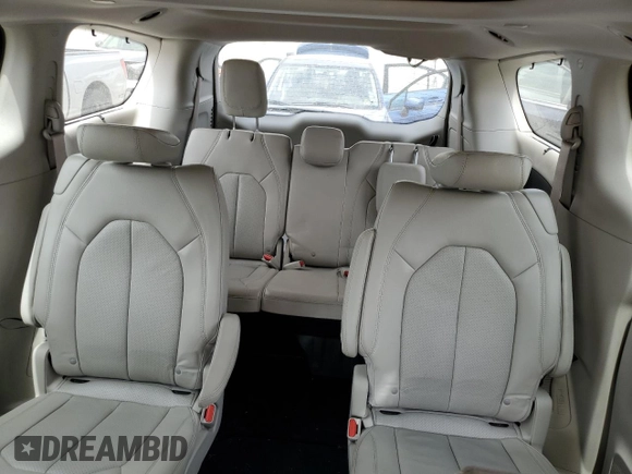 2021 Chrysler Pacifica Touring L с VIN 2C4RC1BG9MR559184, выставлен на аукционе Copart как лот 56702195 с пробегом 31 946 миль миль и На запчасти • Non repairable. История ставок и продаж доступна на DreamBid. Изображение 10.