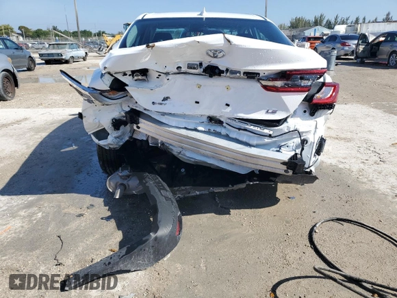 2025 Toyota Camry LE with VIN 4T1DAACK6SU069266, listed as a Copart auction lot 50704255 with 6,062 mi miles and Non Repairable. Bid and sale history available at carsss.com. Image 6.