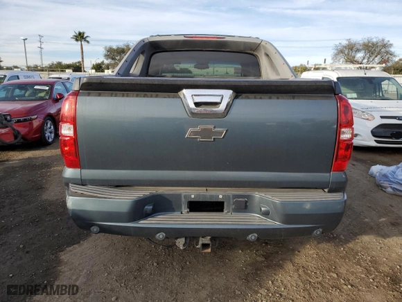 2011 Chevrolet Avalanche LT with VIN 3GNMCFE05BG396839, listed as a Copart auction lot 89218195 with 217,791 mi miles and Salvage Title. Bid and sale history available at carsss.com. Image 6.