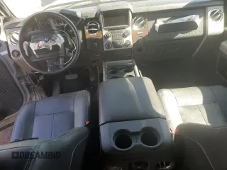 2014 Ford F-350 с VIN 1FT8W3ATXEEA91803, выставлен на аукционе Copart как лот 57905365 с пробегом Не указан миль и Списание • Salvage title. История ставок и продаж доступна на DreamBid. Изображение 8.