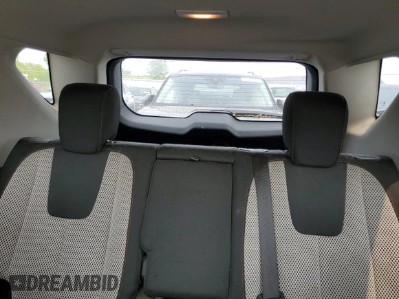 2016 Chevrolet Equinox LT z VIN 2GNFLFE3XG6235215, wystawiony jako Copart lot #59522645 z przebiegiem 266 035 mil mil oraz Czysty tytuł • Clean title. Historia ofert i sprzedaży dostępna na DreamBid. Obrazek 10.