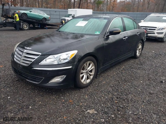 2013 Hyundai Genesis 3.8L with VIN KMHGC4DD4DU238390, listed as a IAAI auction lot 41850933 with 206,825 mi miles. Bid and sale history available at carsss.com. Image 2.
