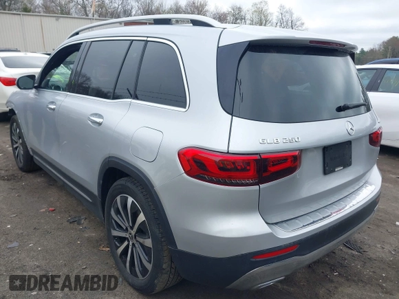 2021 Mercedes-Benz GLB 250 z VIN W1N4M4HB4MW087643, wystawiony jako IAAI lot #42049663 z przebiegiem 61 866 mil mil oraz . Historia ofert i sprzedaży dostępna na DreamBid. Obrazek 3.