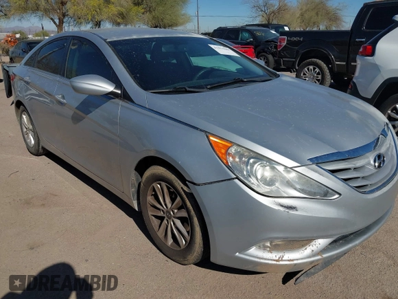 2013 Hyundai Sonata GLS with VIN 5NPEB4AC3DH712138, listed as a IAAI auction lot 41859686 with 98,298 mi miles and . Bid and sale history available at carsss.com. Image 6.