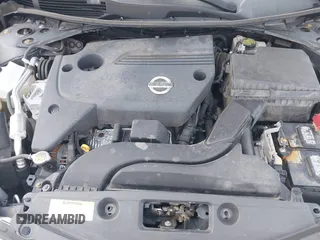 2015 Nissan Altima 2.5 S with VIN 1N4AL3AP1FC454621, listed as a IAAI auction lot 40069022 with 84,296 mi miles. Bid and sale history available at carsss.com. Image 10.