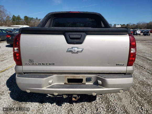 2009 Chevrolet Avalanche LT w/2LT with VIN 3GNFK22049G150416, listed as a Copart auction lot 87866225 with 186,505 mi miles and Salvage Title. Bid and sale history available at carsss.com. Image 6.