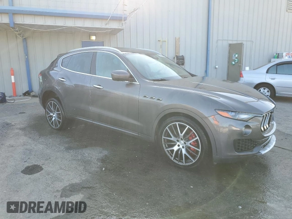 2017 Maserati Levante S z VIN ZN661YUS1HX225966, wystawiony jako Copart lot #52089285 z przebiegiem 118 690 mil mil oraz Szkoda całkowita • Salvage title. Historia ofert i sprzedaży dostępna na DreamBid. Obrazek 4.