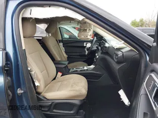 2020 Ford Explorer with VIN 1FMSK8BH8LGC23575, listed as a IAAI auction lot 41944018 with 107,427 mi miles. Bid and sale history available at carsss.com. Image 5.