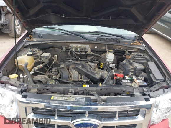 2008 Ford Escape XLT with VIN 1FMCU93118KB59096, listed as a IAAI auction lot 41752159 with 199,185 mi miles. Bid and sale history available at carsss.com. Image 10.