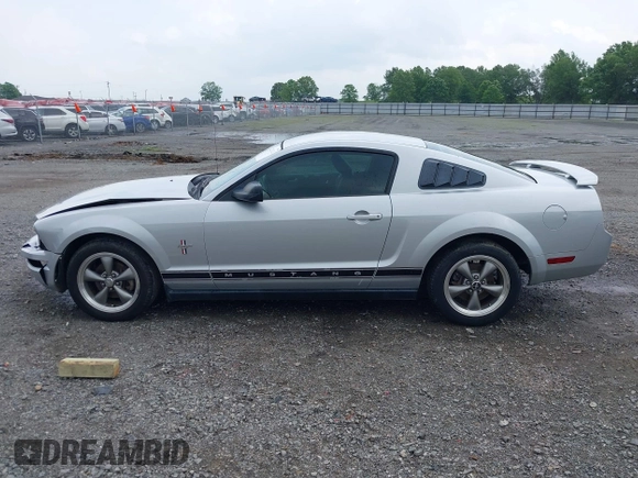 2006 Ford Mustang Standard с VIN 1ZVHT80N365131890, выставлен на аукционе IAAI как лот 42291926 с пробегом 199 403 миль миль и . История ставок и продаж доступна на DreamBid. Изображение 14.