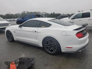 2019 Ford Mustang GT z VIN 1FA6P8CF5K5199725, wystawiony jako Copart lot #47627995 z przebiegiem 57 896 mil mil oraz Tytuł czysty. Historia ofert i sprzedaży dostępna na DreamBid. Obrazek 2.