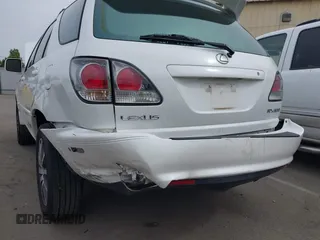 2002 Lexus RX 300 with VIN JTJHF10U320286954, listed as a IAAI auction lot 42097056 with 283,926 mi miles. Bid and sale history available at carsss.com. Image 6.