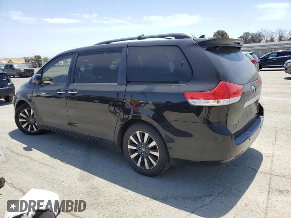2011 Toyota Sienna XLE AAS z VIN 5TDYK3DC7BS111311, wystawiony jako Copart lot #57298675 z przebiegiem 131 597 mil mil oraz Szkoda całkowita • Salvage title. Historia ofert i sprzedaży dostępna na DreamBid. Obrazek 2.