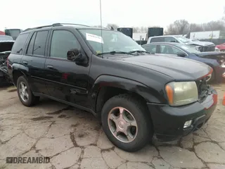 2008 Chevrolet TrailBlazer LT w/1LT with VIN 1GNDS13S282165845, listed as a IAAI auction lot 35604246 with 155,234 mi miles. Bid and sale history available at carsss.com. Image 1.