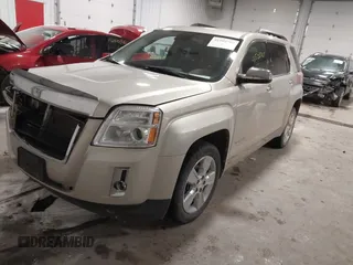 2015 GMC Terrain SLE with VIN 2GKFLWEK2F6266378, listed as a IAAI auction lot 41502765 with 104,441 mi miles and . Bid and sale history available at carsss.com. Image 17.