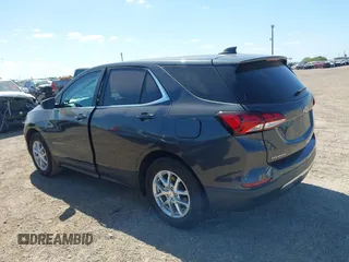 2023 Chevrolet Equinox LT z VIN 3GNAXUEG8PS126114, wystawiony jako IAAI lot #41953262 z przebiegiem 27 639 mil mil oraz . Historia ofert i sprzedaży dostępna na DreamBid. Obrazek 14.