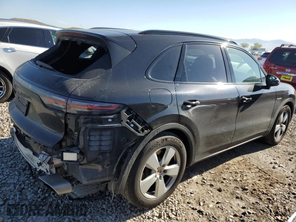 2020 Porsche Cayenne E-Hybrid with VIN WP1AE2AYXLDA22153, listed as a Copart auction lot 53976875 with 99,130 mi miles and Salvage title. Bid and sale history available at DreamBid. Image 3.