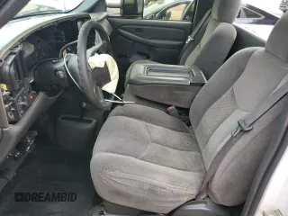 2006 GMC Sierra 2500HD SLE1 with VIN 1GTHK24UX6E131969, listed as a Copart auction lot 49069085 with 173,120 mi miles and Salvage title. Bid and sale history available at DreamBid. Image 7.