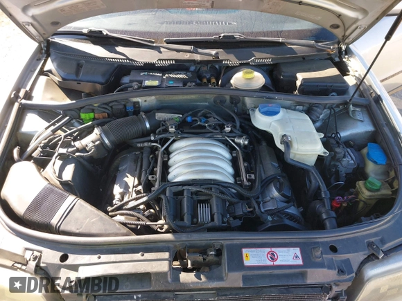 1998 Audi A4 with VIN WAUGD28D5WA235015, listed as a IAAI auction lot 41744703 with 233,432 mi miles. Bid and sale history available at carsss.com. Image 10.
