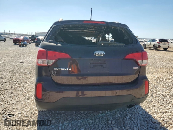 2014 Kia Sorento LX with VIN 5XYKTCA68EG465194, listed as a Copart auction lot 72213344 with 0 mi miles and Non Repairable. Bid and sale history available at carsss.com. Image 6.
