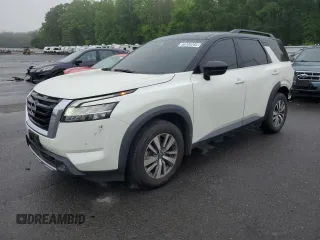 2022 Nissan Pathfinder SL with VIN 5N1DR3CC7NC266938, listed as a Copart auction lot 56704285 with 32,319 mi miles and Salvage title. Bid and sale history available at DreamBid. Image 1.