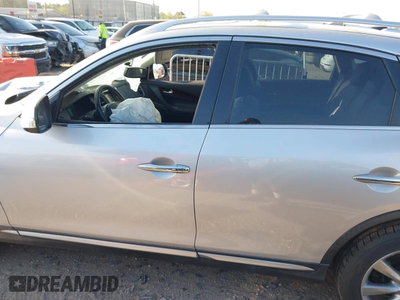 2017 Infiniti QX50 with VIN JN1BJ0RP9HM389511, listed as a IAAI auction lot 41839164 with 132,951 mi miles and . Bid and sale history available at carsss.com. Image 14.