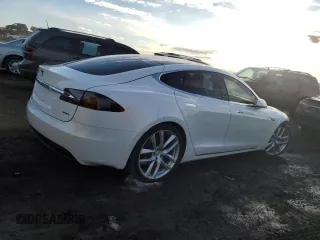 2016 Tesla Model S 90D with VIN 5YJSA1E24GF158505, listed as a Copart auction lot 87681485 with 91,225 mi miles and Salvage title. Bid and sale history available at DreamBid. Image 3.