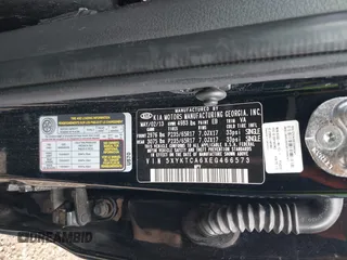 2014 Kia Sorento LX with VIN 5XYKTCA6XEG466573, listed as a IAAI auction lot 42092207 with 157,925 mi miles and . Bid and sale history available at carsss.com. Image 9.