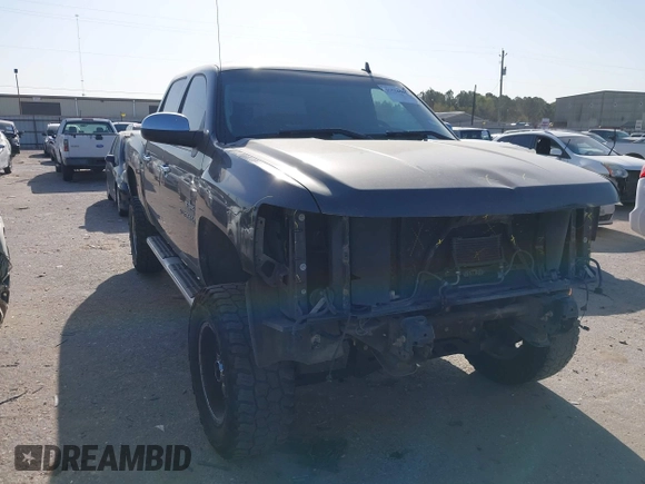 2010 Chevrolet Silverado 1500 LT with VIN 3GCRCSE06AG197630, listed as a IAAI auction lot 41826507 with 135,903 mi miles and . Bid and sale history available at DreamBid. Image 1.