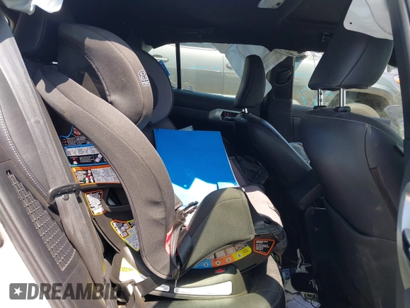 2012 Lexus CT 200h with VIN JTHKD5BH9C2058922, listed as a IAAI auction lot 42485928 with Not provided miles and . Bid and sale history available at DreamBid. Image 8.
