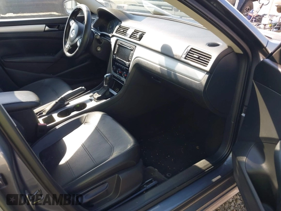 2013 Volkswagen Passat SE with VIN 1VWBH7A39DC048956, listed as a IAAI auction lot 42039394 with 111,331 mi miles and . Bid and sale history available at DreamBid. Image 5.