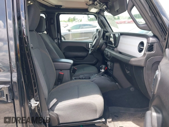2024 Jeep Wrangler Sport S z VIN 1C4PJXDN6RW123452, wystawiony jako IAAI lot #42382840 z przebiegiem 17 234 mil mil oraz . Historia ofert i sprzedaży dostępna na DreamBid. Obrazek 5.
