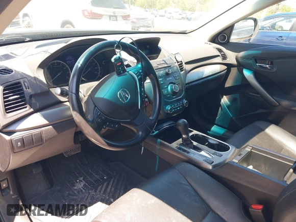 2015 Acura RDX with VIN 5J8TB4H33FL021883, listed as a IAAI auction lot 42197828 with 91,386 mi miles and . Bid and sale history available at carsss.com. Image 5.