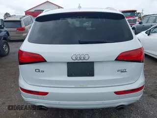 2015 Audi Q5 Premium Plus z VIN WA1LFAFP3FA051933, wystawiony jako IAAI lot #42346116 z przebiegiem 67 640 mil mil oraz . Historia ofert i sprzedaży dostępna na DreamBid. Obrazek 16.