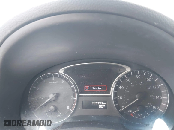 2015 Nissan Altima 2.5 SV with VIN 1N4AL3AP1FC582082, listed as a IAAI auction lot 42006657 with 132,343 mi miles. Bid and sale history available at carsss.com. Image 7.