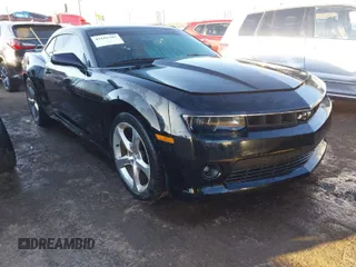 2015 Chevrolet Camaro LT z VIN 2G1FE1E33F9174723, wystawiony jako IAAI lot #41156705 z przebiegiem 95 849 mil mil oraz . Historia ofert i sprzedaży dostępna na DreamBid. Obrazek 1.