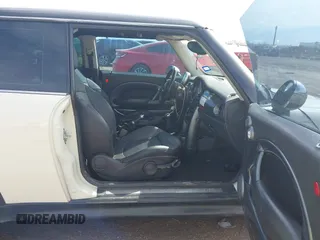 2006 MINI Hardtop S with VIN WMWRE335X6TL19914, listed as a IAAI auction lot 41680041 with 213,011 mi miles and . Bid and sale history available at DreamBid. Image 5.