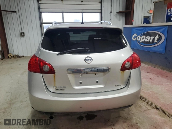 2015 Nissan Rogue S z VIN JN8AS5MV7FW260231, wystawiony jako Copart lot #51012055 z przebiegiem 138 582 mil mil oraz Tytuł czysty. Historia ofert i sprzedaży dostępna na DreamBid. Obrazek 6.