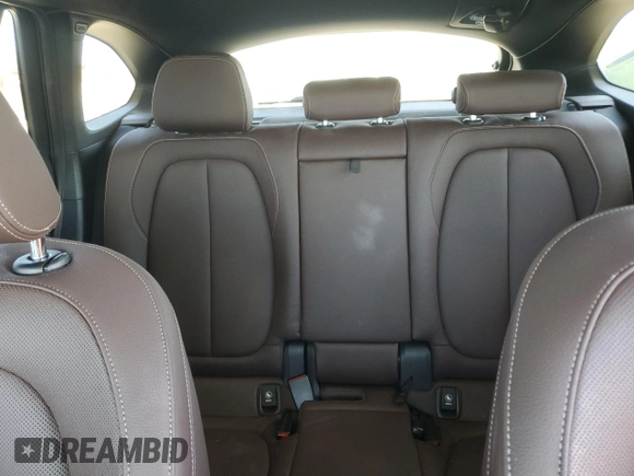 2021 BMW X1 xDrive28i с VIN WBXJG9C04M5T50887, выставлен на аукционе Copart как лот 56631925 с пробегом 31 368 миль миль и Списание • Salvage title. История ставок и продаж доступна на DreamBid. Изображение 10.