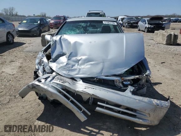 2000 Toyota Camry CE with VIN 4T1BG22K6YU710227, listed as a Copart auction lot 51963795 with 140,034 mi miles and Salvage Title. Bid and sale history available at carsss.com. Image 5.